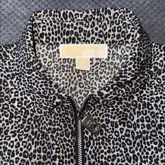 Michael Kors Leopard Print Blouse‎ Small Zip Front Long Sleeve Animal Print - Picture 2 of 6